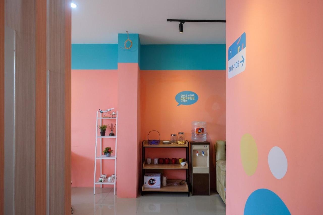 Sans Hotel Tiga Putri Semarang By Reddoorz Exterior photo